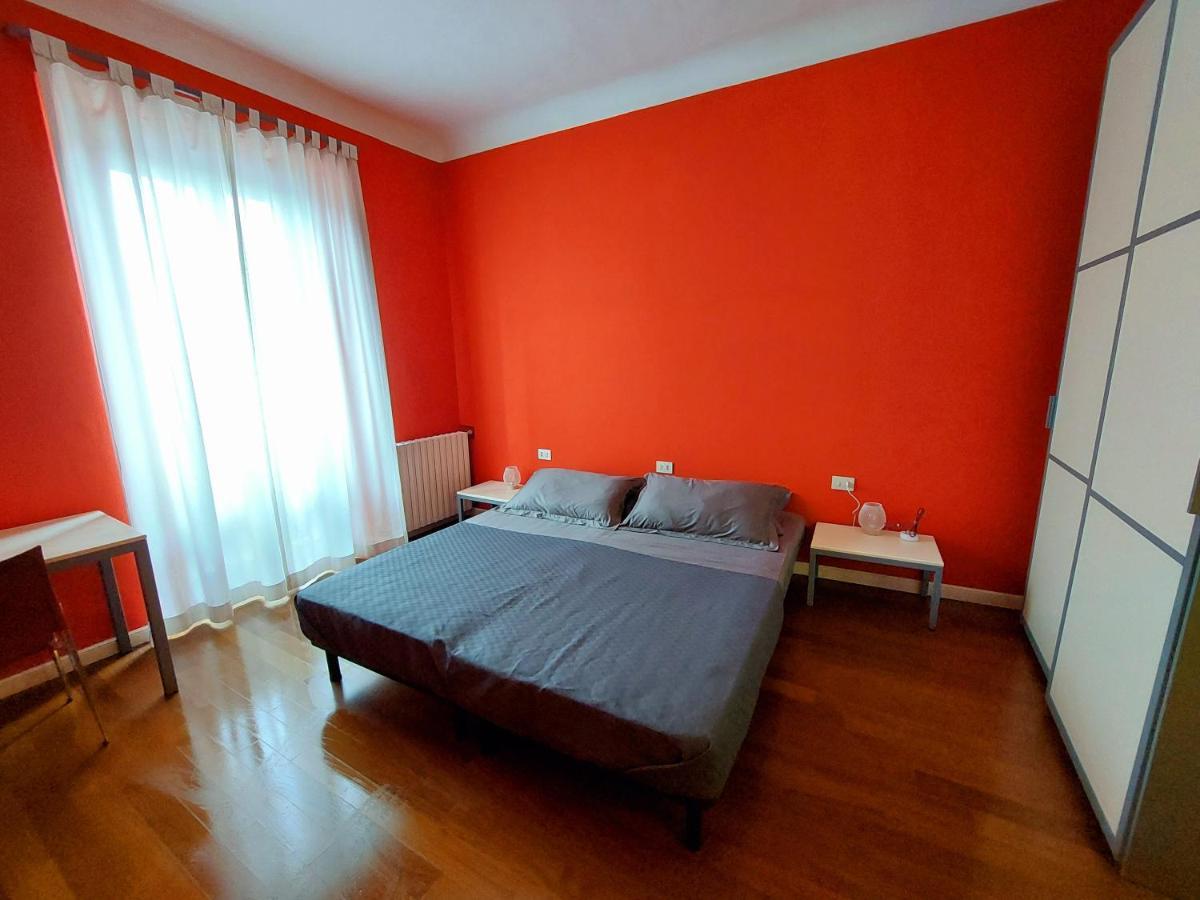 Garibaldi Station - L' Isola Che C'E Apartment - 12 Mins To Rho Fiera Milano Dış mekan fotoğraf